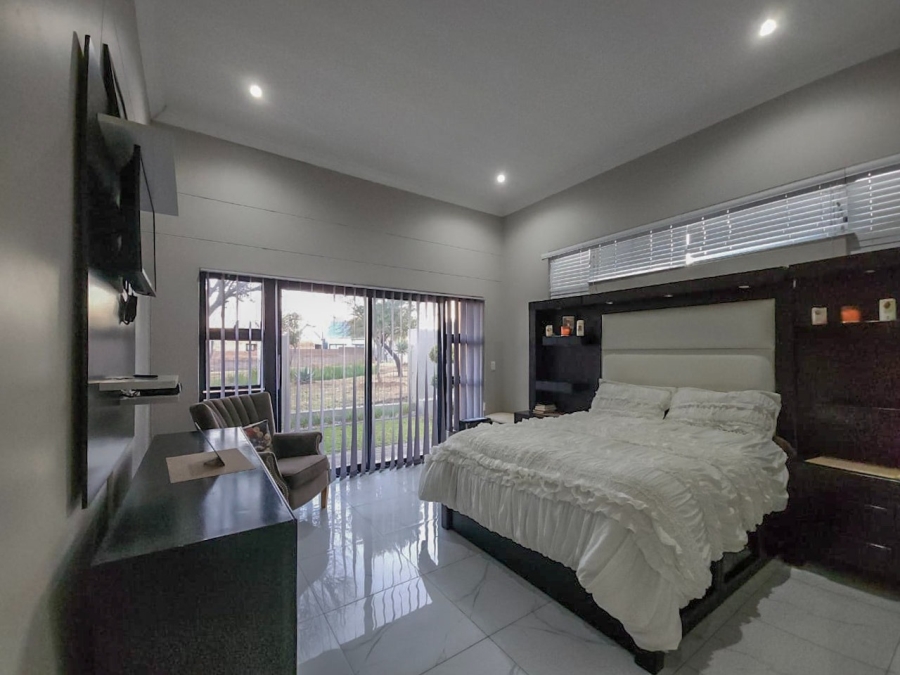 4 Bedroom Property for Sale in Leloko Lifestyle Estate North West